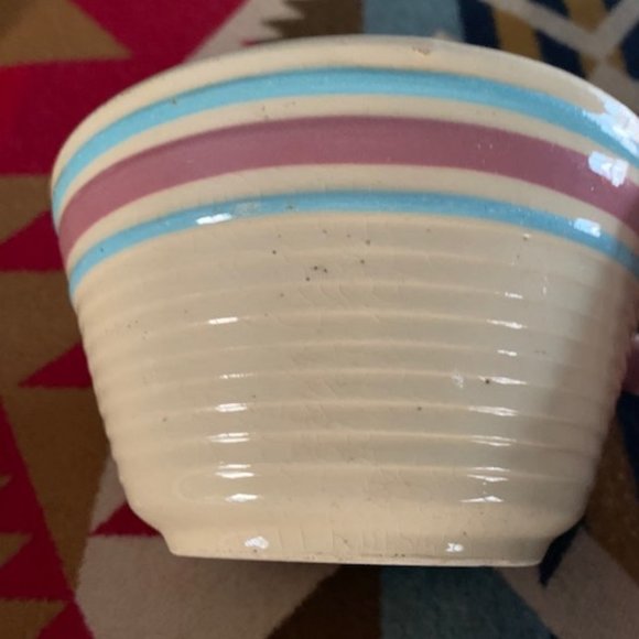 Antique Watt Blue and Pink Striped Spongeware Bowl - Picture 2 of 6